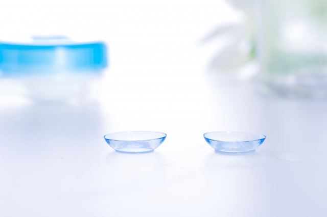 コンタクトレンズ